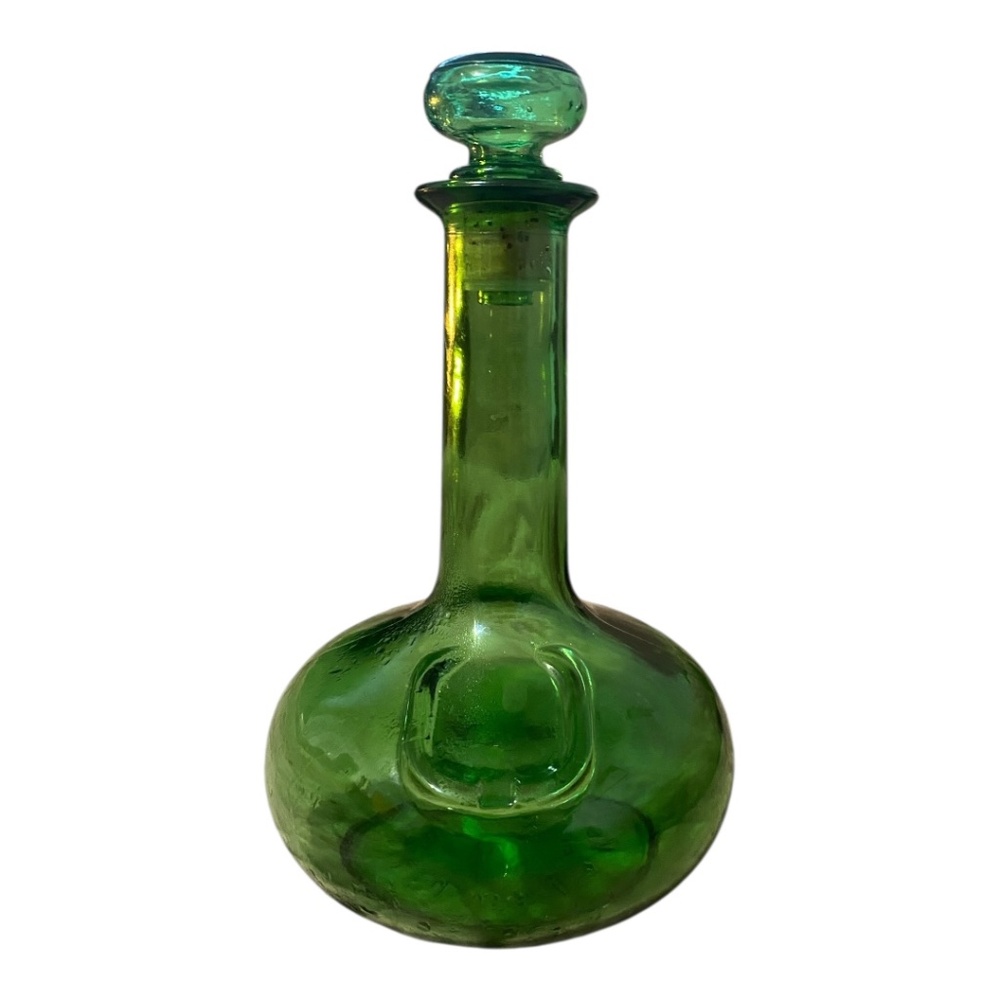 Vintage McGuinness & Co. Green glass Whiskey decanter